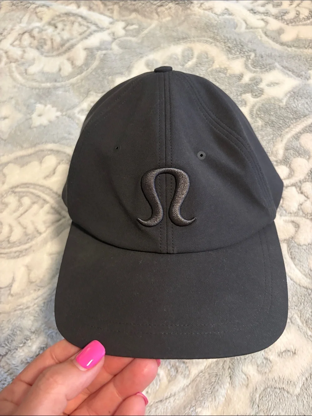 lululemon athletica Black Curved-Brim Men’s Hat with Raised Logo - Picture 4 of 4